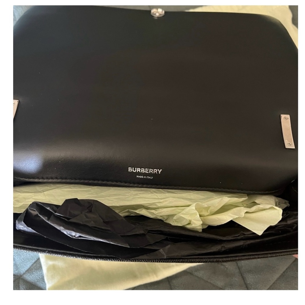 ‼️WOW‼️BURBERRY LOLA LEATHER BAG‼️ 100% AUTHENTIC‼️ - Picture 9 of 15